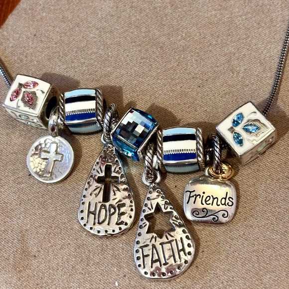 🆕Listing Brighton Aqua Tapestry Taj Cube bead Pink & blue crystal petals Retired - Picture 6 of 8